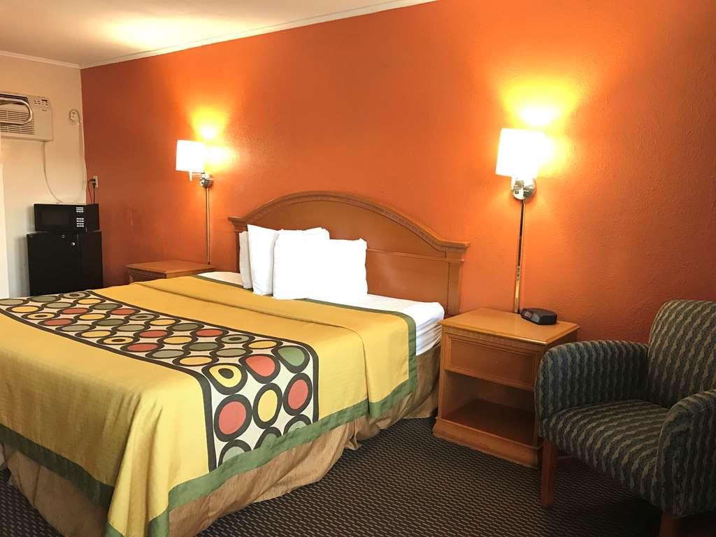 Country Hearth Inn-Hannibal Ruang foto